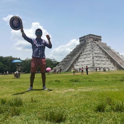 👨💻 Software engineer 💻
⛺ Backpacker 🌎
🍻 Beer lover 👌
🎉 Live, love & laugh 🎭
🌅 Beach boy en la gran ciudad 🏖