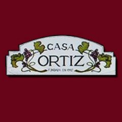 Casa Ortiz, empresa fundada en 1992, distribuye y comercializa fundamentalmente productos de La Rioja, especialmente vinos de las bodegas más prestigiosas .