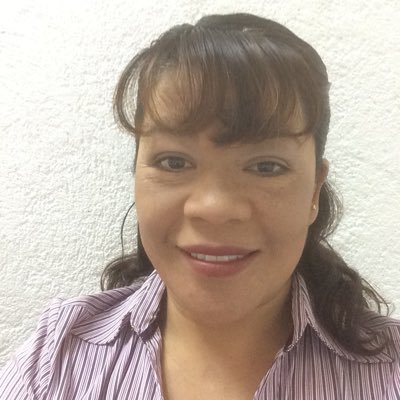 juliaelena_18's profile picture. 