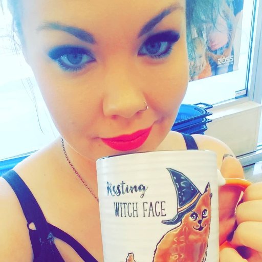 Amanda Hope
🥰 creatrix of The Basic White Witch website