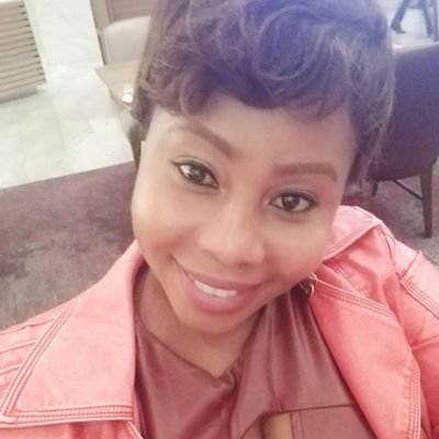 KgaugeloMosuwe's profile picture. Seeker of knowledge, lover of truth, playful soul, out of the ordinary, a woman with balls, a queen at heart👑 Beautician by profession 🎶Music is my religion!