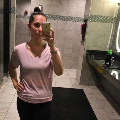 runwithfitmom's profile picture. 🥕Nutrition Lover • Mom of 👦🏻👦🏻👦🏻 boys • Runner 🏃🏻‍♀️ • Herbalife Independent Distributor 💚