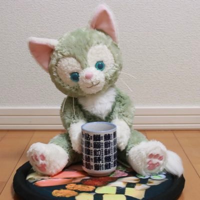 Ciao！ボクはジェラート・ウニ🐱よじこちゃんのおうちにすんでいる、ジェラトーニだよ！おすしと崎陽軒のシウマイがだいすき❤いもうとのイクラちゃんと、おとうとのうずらちゃんと、ステラ・ルーのさよりちゃんとてまりちゃん、香港からきたチャオズ、なぞのすしろうと、だいすきなひめたんとおかゆと、たのしくくらしているよ🏠