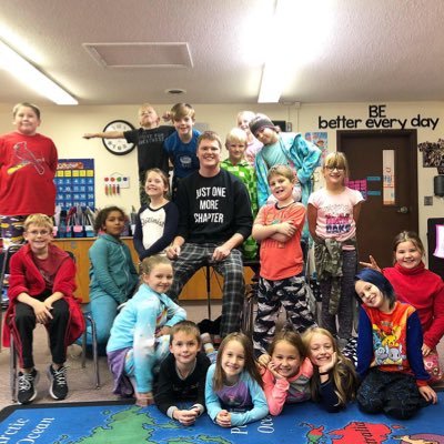 We are a 3rd grade class using Twitter to connect with classes around the world! Our teacher is @_FletcherNelson | #DLSchools | follow us on Instagram ⤵️