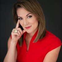 Rachel Pierce - @ByRachelPierce Twitter Profile Photo