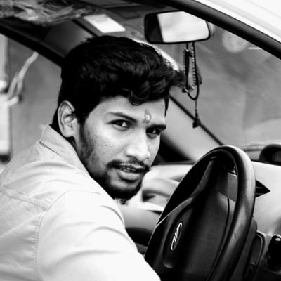 Navinya13924004's profile picture. 