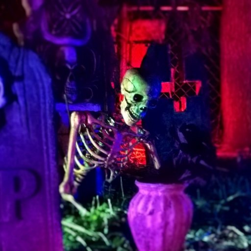 Terror on Jersey Hill is a home yard haunt in Normal, IL.  Located on Jersey Ave across from Jersey Hill!  Open exclusively on Halloween!