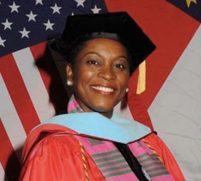 DrTracyPurvis's profile picture. 