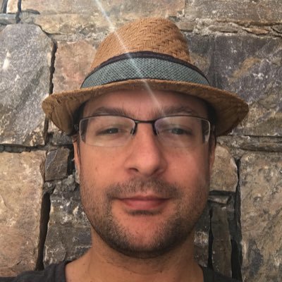 Founder @MoorisLifestyle 🪑🛋🛍 Hiker 🏔 Coder 🏑+ 🏒@hcap1937 🇨🇭😷pro💉
