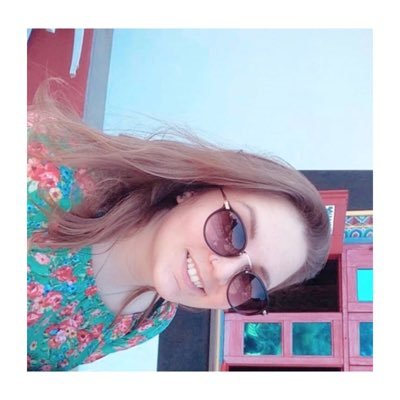 Livrai-me de tudo que atrasa a minha vida, destrói o meu sorriso e me faz sofrer, Amém!