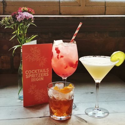 LeconfieldPub's profile picture. 💜Real Beer💚Real Food 🧡Real People💙 Our food menu is created using fresh & locally sourced produce - craft beers & cask ales to be enjoyed with friends...