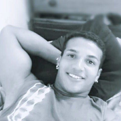 ManuelArtiga1's profile picture. nunca supe que poner acá