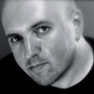 Studio One Music Producer and Apple fanboy. In to music, art & photography...