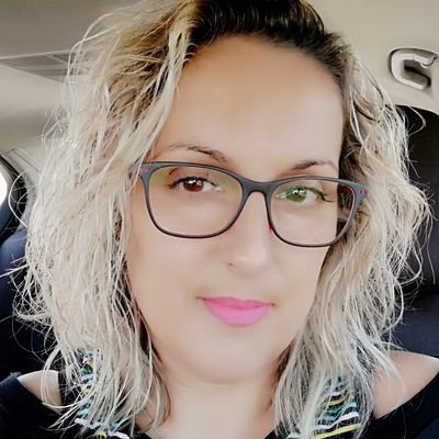 TuKoppandi's profile picture. Meine Hobbys: Sport , lesen,und sich mit meine Hunde beschäftigen 😊 ❤. Und mein lebensmotto ist : Was dich nicht umbringt macht dich hart.