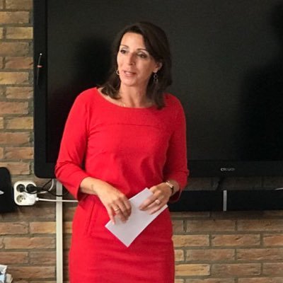 angela_p1's profile picture. ESG advisor #financialliteracy. #Italy Retweet = not endorsement. All views expressed are my own.