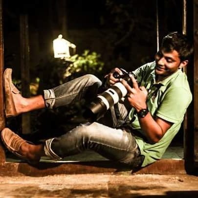 Freelance Photographer
Event-Wedding-Portrait-Fashion-