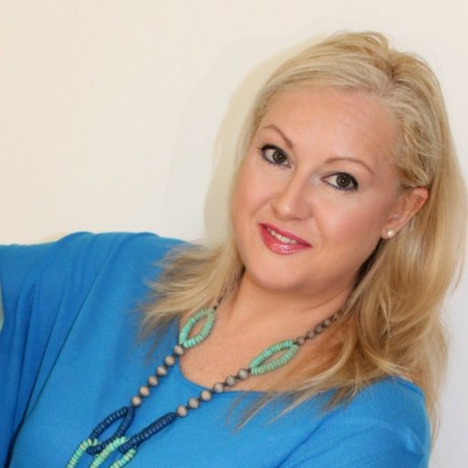 MelanieFalvey's profile picture. Creator of the Videos that Sell System / Workspace designer. Equality & Human rights advocate. Follow @mfalveyjewelry too