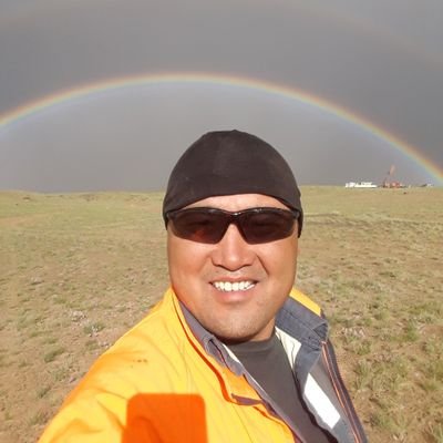 Дү нот гив ап гэдэг байхаа..
Уул уурхайн маниуст таарах үг дээ..