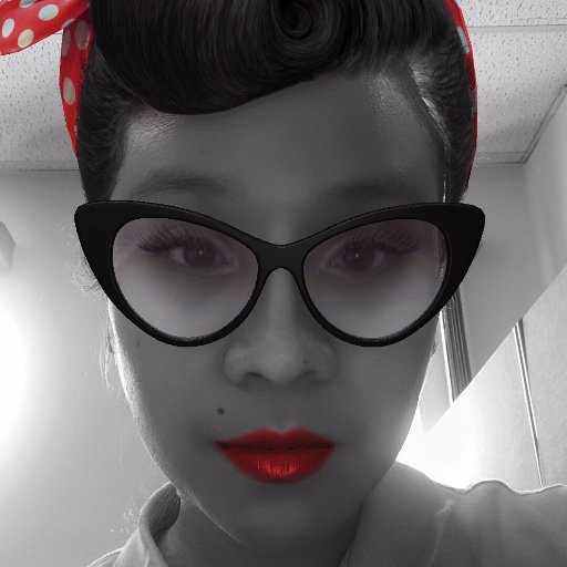 MonotoneLiving's profile picture. food lover, experimental cook, seafood addict, sushi fanatic, anything & everything under the sun, very opinionated on this & that topics...Jesus freak :)