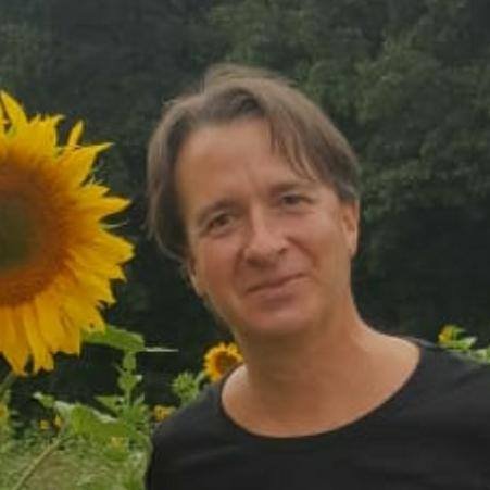 🌍🕊🏞️ RESPEKT!
Observer und Zeitzeuge.
Die Würde des Menschen ist unantastbar.
Wenn Unrecht zu Recht wird: Zivilcourage - aber keine Gewalt!
🛑Verunglimpfung✋