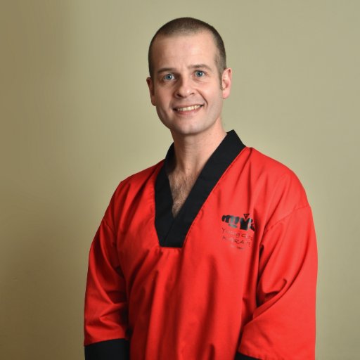Head instructor and founder of Young Gloves Karate
Established in 1999 teaching the values of martial arts to the community.
