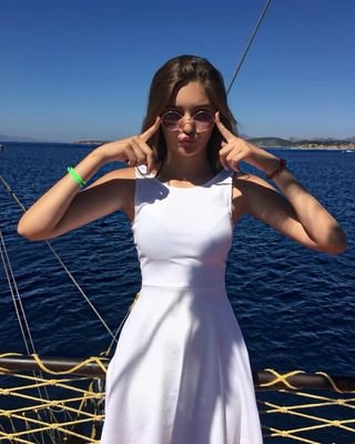 Karen40415821's profile picture. Піздата коза на впіске