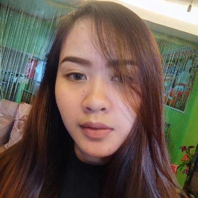 fabuoleees's profile picture. She's not cold hearted, she's just tired🌷