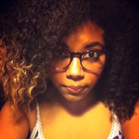Big Hair, Baby Faced, Foodie and Geek, from NYC.