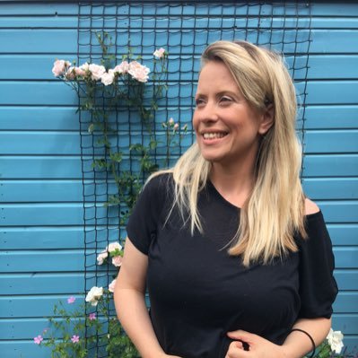 Pre & Post Natal Massage Therapist offering nurturing, supportive & relaxing massages for all women, through Pregnancy, Motherhood & Beyond