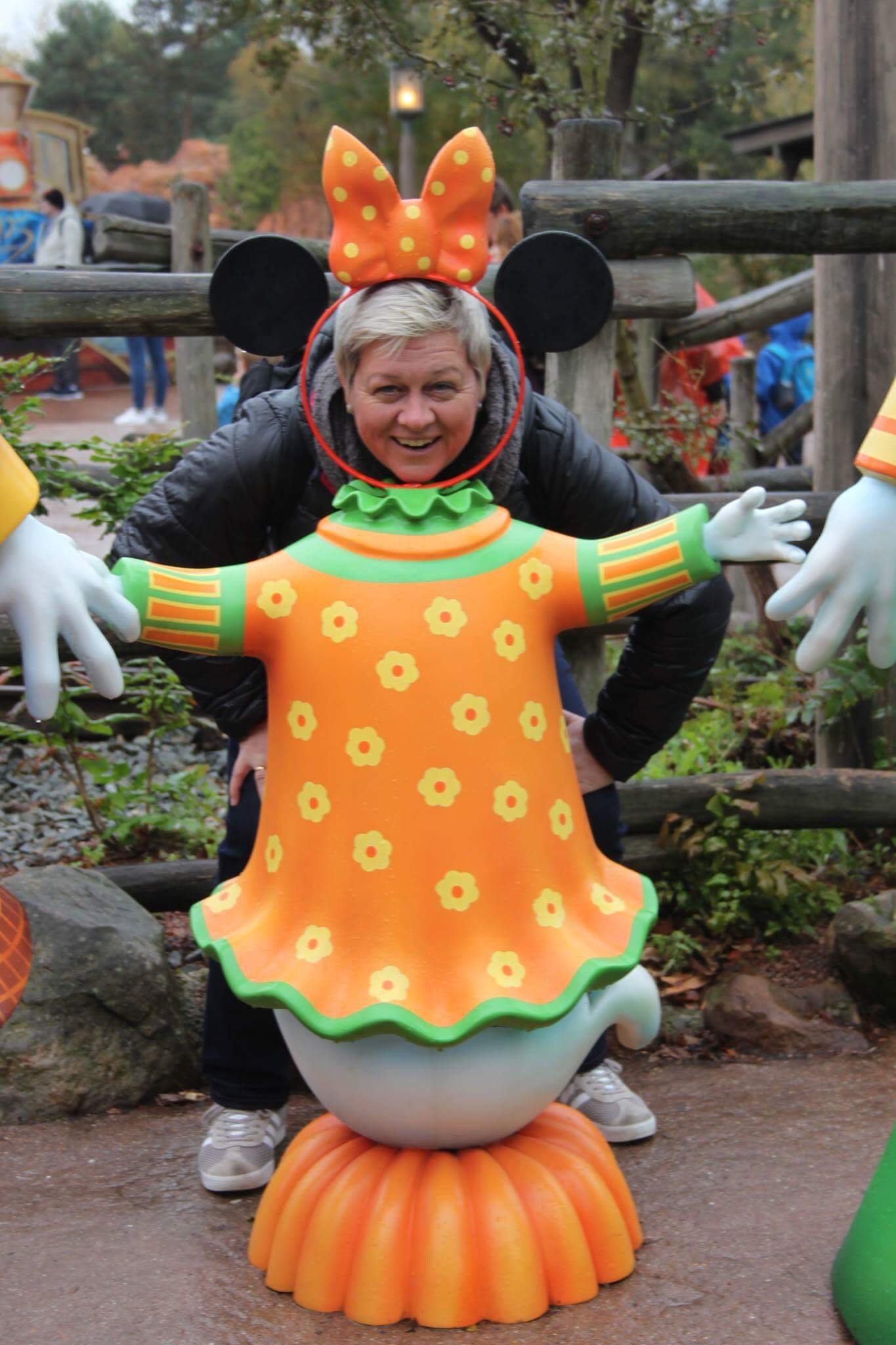 dominique_1971's profile picture. music - cats - family