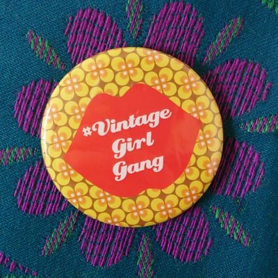 💋 vintage seekers, vintage lovers, vintage traders. All supporting, thriving and promoting vintage girls since 2014.
#vintagegirlgang merch available 💋