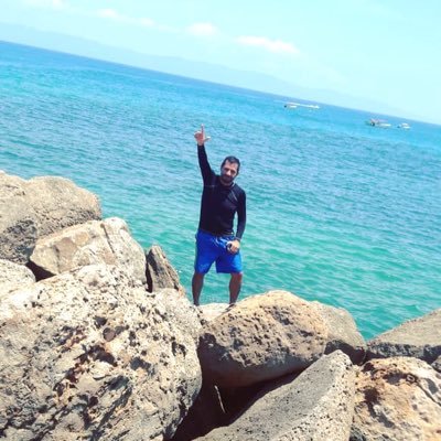 Ingeniero ICE, MBA, PMP, SMC… Me gustan los deportes, la tecnología y la economía.