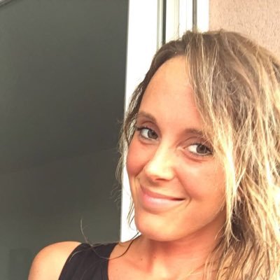 amandinedu63's profile picture. 