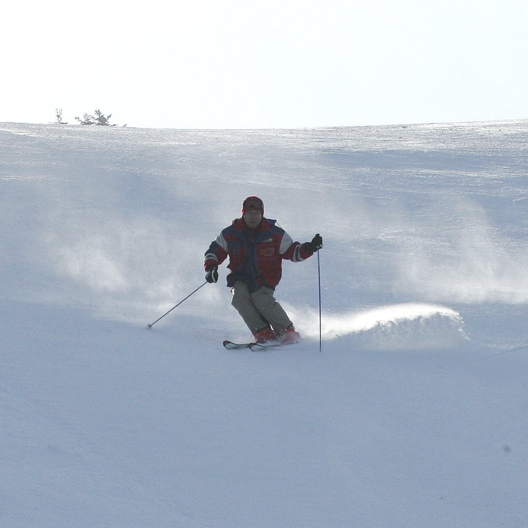 anishida5's profile picture. ラーメン･蕎麦･スイーツ等食べることが生きがいのメタボおやじ.金沢市在住.ただしスキーはSAJ1級です.
意思疎通のできない方はブロックさせていただきます.