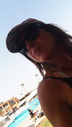 fatimaperesf's profile picture. Arquitectura, viatjar, muntanya i música