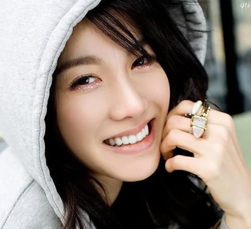 Lee Ji-ah (이지아)February 2, 1981~그냥 영원히 내 인생을 사랑