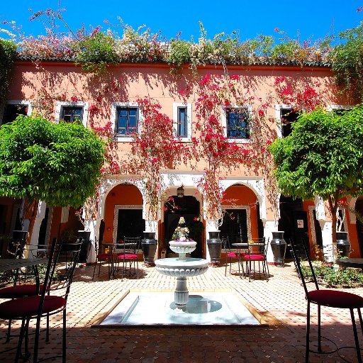 A charming boutique hotel in the Kasbah quarter of the ancient medina combining arabo-moorish character and contemporary refinement.