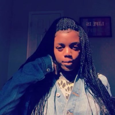 just your original pretty teen💗.
