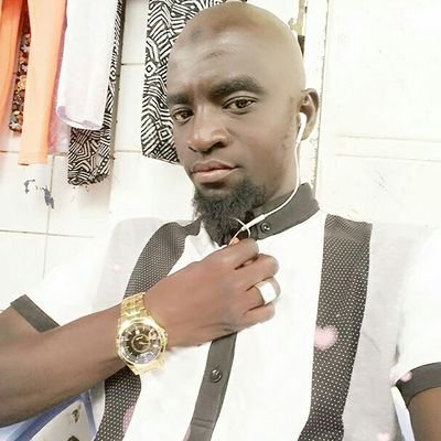 je suis nationalité malien résidence Congo pointe-noire je suis Muslima et fière d'être❤️