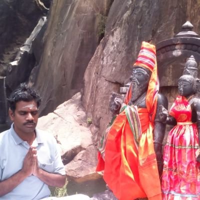 சுற்றுச்சூழல் மற்றும் மனித உரிமை ஆர்வலர்