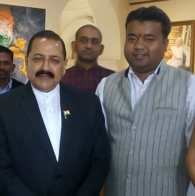 VarunTawra's profile picture. मोदी जी का परिवार