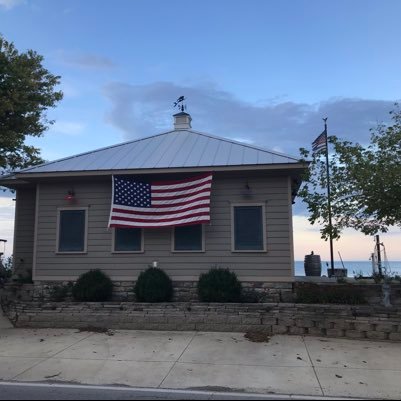 SaggiBottom's profile picture. Love the USA. NO DMs Period!  Do not Follow Me, if you have never Posted (what’s the point?), if so, I won’t Follow Back.