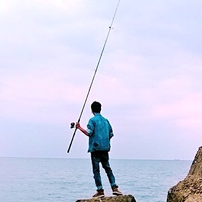 釣り垢！🎣釣り大好き社会人です！ 釣り歴10年です！ 主に和歌山の海に出没してます！ 釣り関係はフォロバ100%です！ 無言フォロー失礼いたします！ 釣り好きな方と情報交換して繋がりたいので、フォローお願いします！ 釣りのお誘い応じられないです。すいません！ 礼儀正しくない人はお断りします🙅