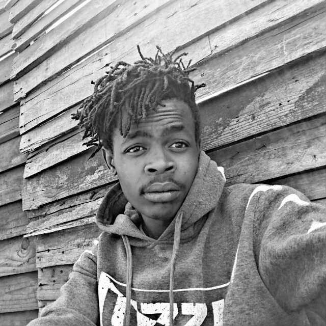 Rapper/ Freestyle killer/ Graphic designer/ #Rebel_Gang I Represent#
