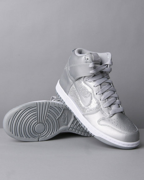All the latest information and release dates about Nike Dunks. The Official Twitter Of Nike Dunks International
