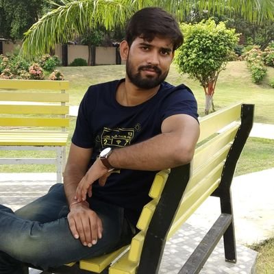 Prakashsingh072's profile picture. Jindgi bri ajib hai