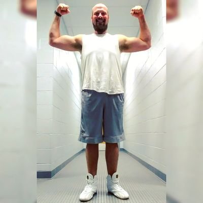 FaithfulLifter's profile picture. Just a crazy dad of 2
Grateful Believer in Jesus Christ
Lifter 
Chef
Singer