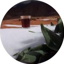 ثقافة عزة النفس الكثير لم يفهمها بالشكل الصحيح فتحولت عزة النفس إلى اثنتين : إما إنكار الأصدقاء أو التكبر على الآخرين .