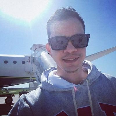 ThiagoVix02's profile picture. - Em nosso país a vulgaridade é um título, a mediocridade um brasão - Machado de Assis