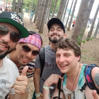 martyseitz's profile picture. IG: martyseitz.